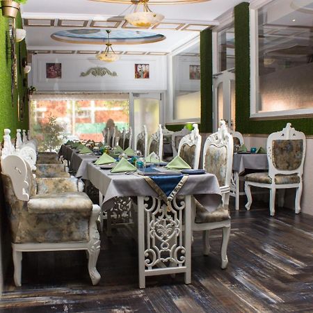 Hotel Posh Chandīgarh 外观 照片