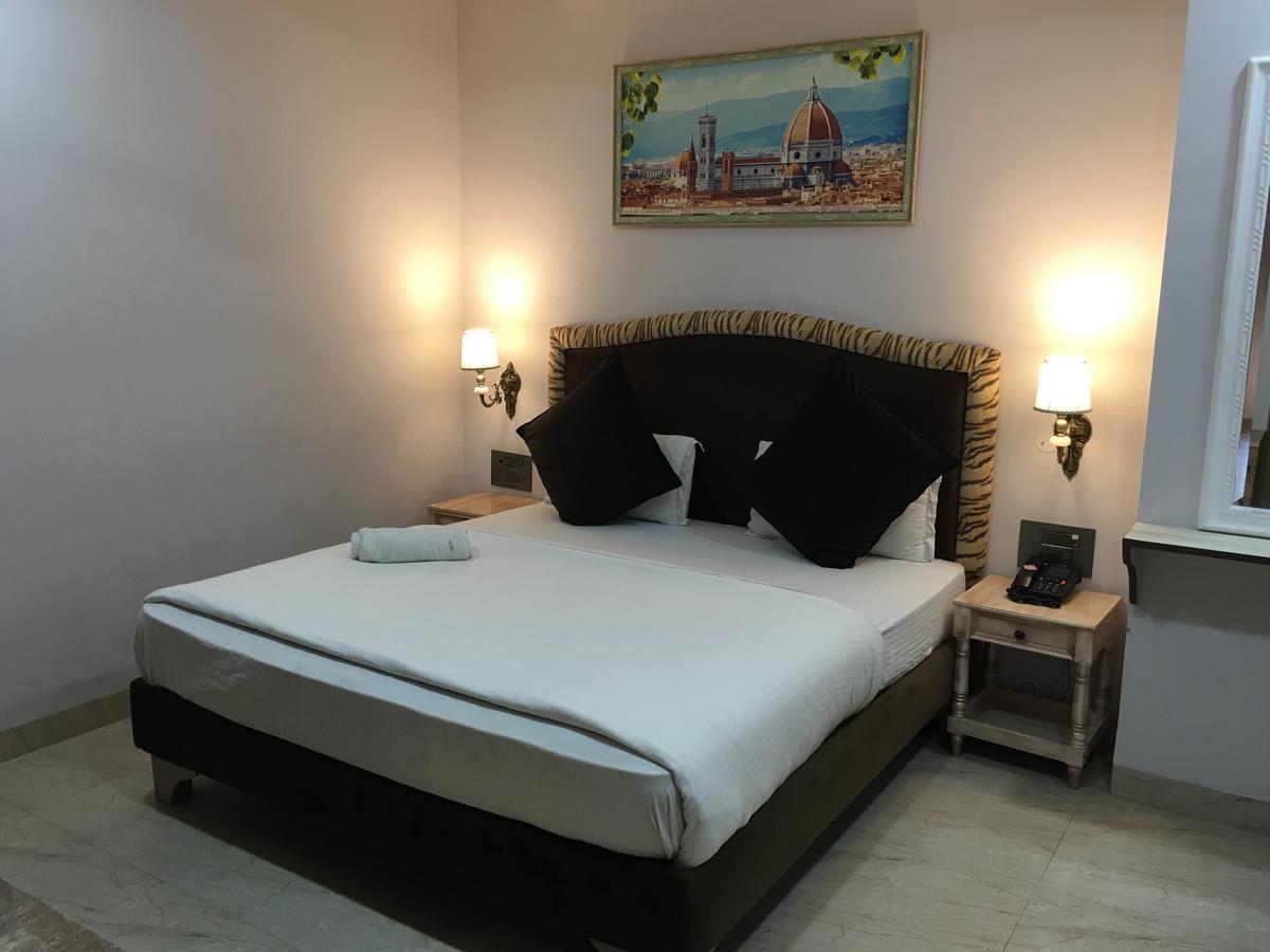 Hotel Posh Chandīgarh 外观 照片