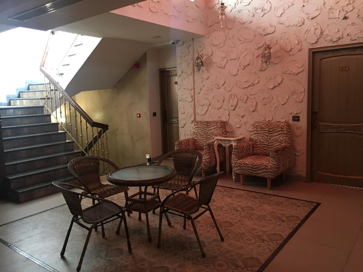 Hotel Posh Chandīgarh 外观 照片