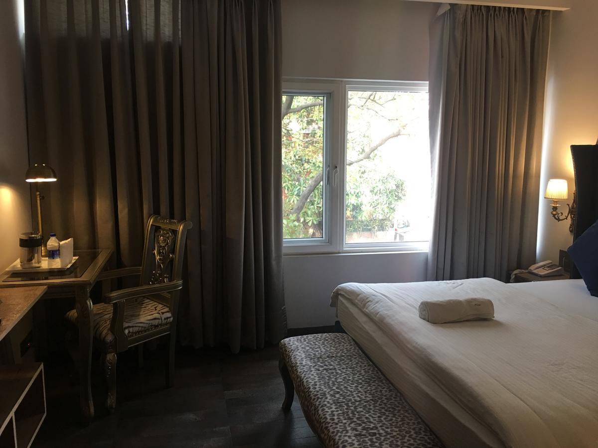 Hotel Posh Chandīgarh 外观 照片